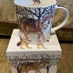 NEW Two Can Art WOLF Coffee Mug Wolf in Winter Forest Woodland Wild Creatures